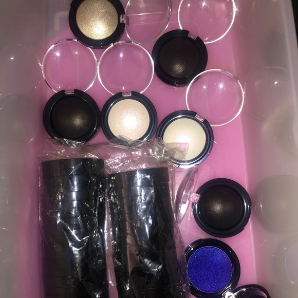 Pat McGrath Dark Matter Pigment of Dark Star 006 - Picture 7 of 12